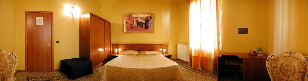 La Luna Guest House Флоренция Екстериор снимка