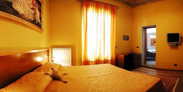 La Luna Guest House Флоренция Екстериор снимка